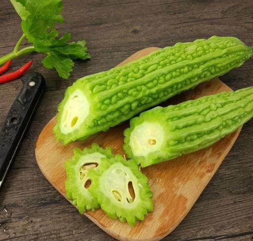 十二吃瓜网,揭秘娱乐圈幕后故事，带你领略明星真实生活